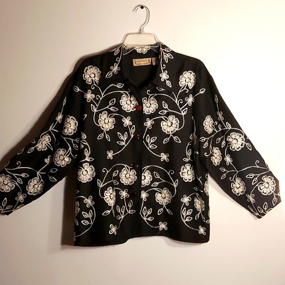 Black and Ivory embroidered blazer. Lightweight